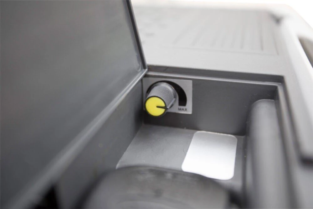 Vango E-Pinnacle 40L Coolbox 9 Vango E-Pinnacle 40L Coolbox - Image 7